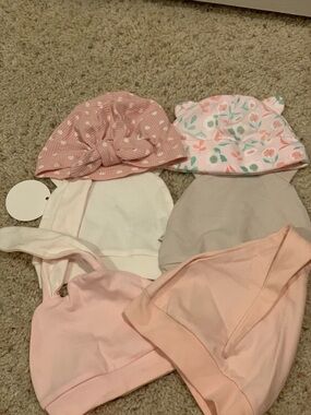 Baby Girls Soft Pink & Floral Hat lot